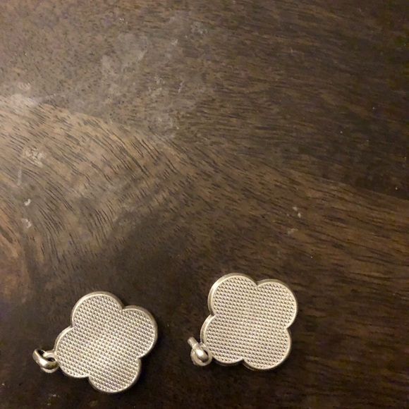 Two Vintage Mary Medals - Picture 3 of 3